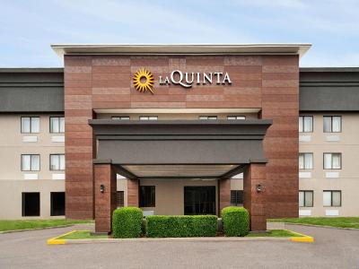 La Quinta Inn by Wyndham Birmingham - Inverness