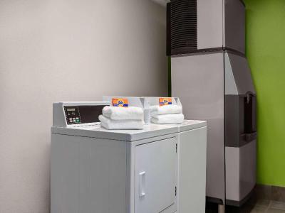 La Quinta Inn by Wyndham Birmingham - Inverness