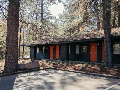 Entrada Lodge