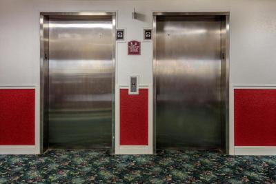 Branson Towers