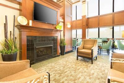 Drury Inn & Suites Birmingham Lakeshore Drive