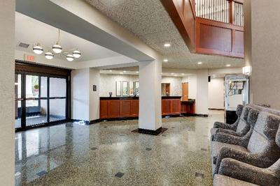 Drury Inn & Suites Birmingham Lakeshore Drive