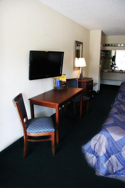 Castle Rock Resort and Water Park