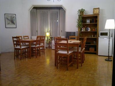 Ally's Guest House Barcelona