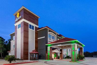 La Quinta Inn & Suites Lumberton