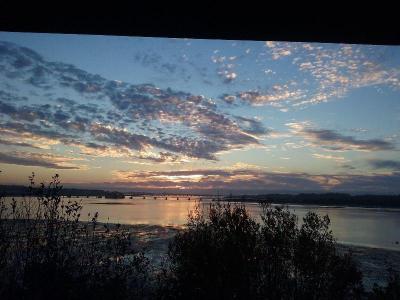 The Bay Bridge Motel