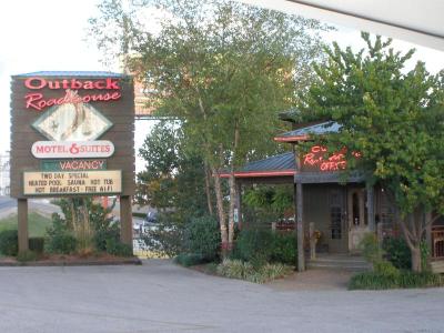Outback Roadhouse Motel & Suites Branson
