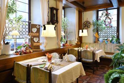 Hotel & Gasthof Goldener Hirsch