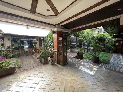 Pha Thai House