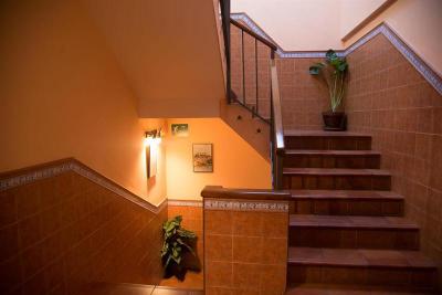 Hostal Hueso