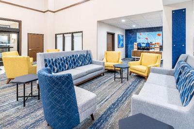 Holiday Inn Express & Suites Cheyenne,an IHG hotel