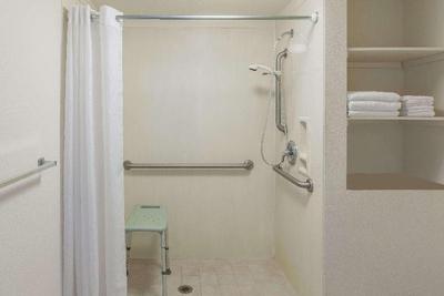 Days Inn by Wyndham Camarillo - Ventura