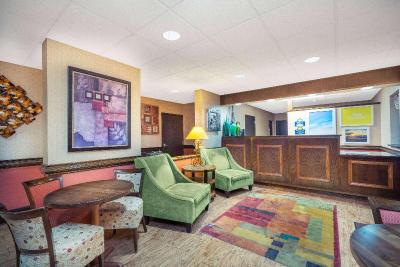 Days Inn by Wyndham Asheville North