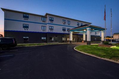 Days Inn by Wyndham Collinsville