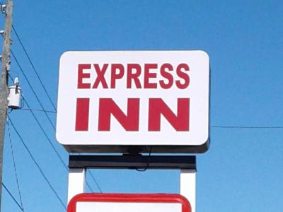 Express Inn & Suites Clearwater
