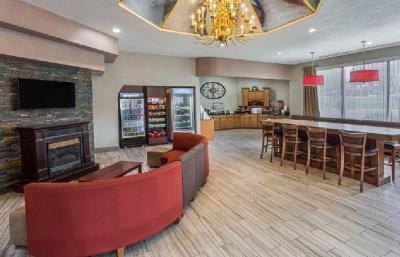 Ramada by Wyndham Hendersonville
