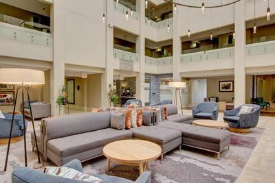 Crowne Plaza Charleston Airport