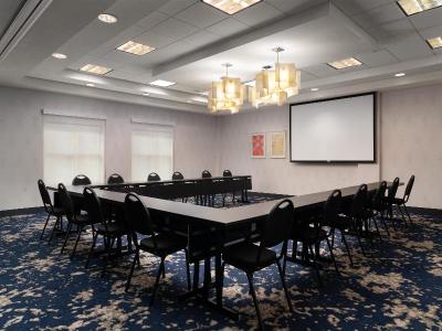 Hilton Garden Inn Charleston Waterfront/Downtown