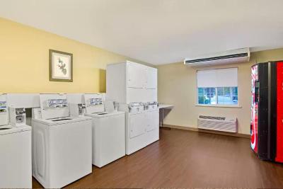 MainStay Suites Charlotte - Executive Park
