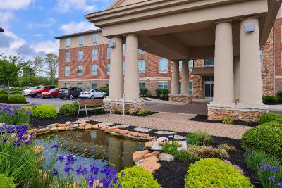 Holiday Inn Express Hotel & Suites Cincinnati - Ma