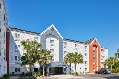 Candlewood Suites Charleston - Northwoods
