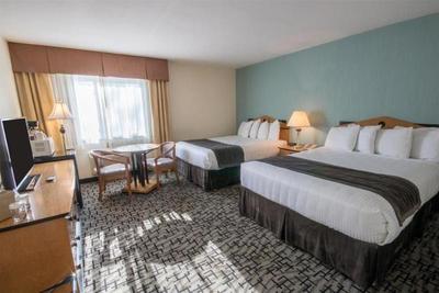 Groton Inn & Suites
