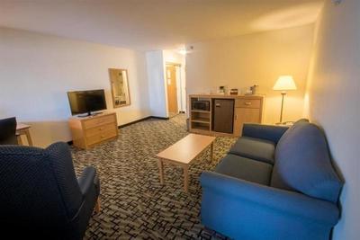 Groton Inn & Suites