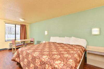 Americas Best Value Inn - Mentor