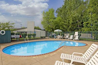 Americas Best Value Inn - Mentor