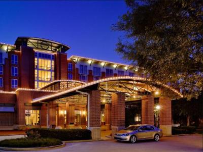 The Chattanoogan Hotel, Curio Collection by Hilton