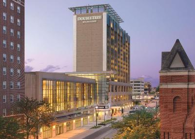 DoubleTree Cedar Rapids Convention Complex