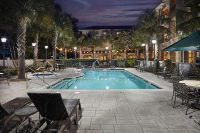 Courtyard Charleston Mt. Pleasant