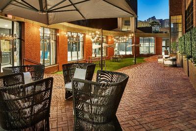 Hotel Indigo Cleveland Downtown by IHG