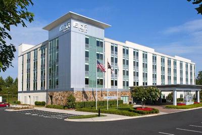 Aloft Charlotte Ballantyne