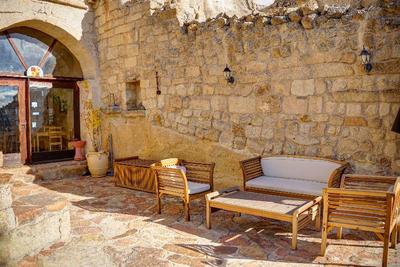4ODA Cave House Boutique