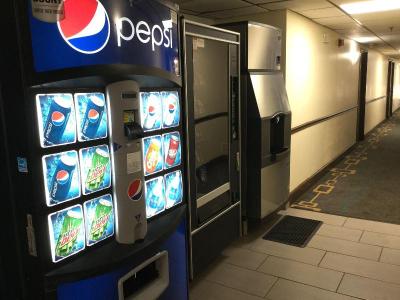 Super 8 by Wyndham Clearwater/St. Petersburg Arpt