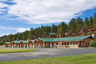 Rock Crest Lodge and Cabins