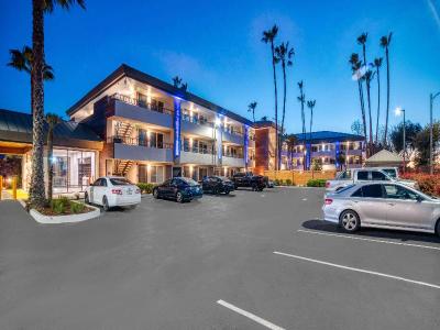 Howard Johnson by Wyndham Stockton