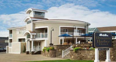 Hyannis Harbor