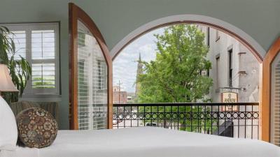 Andrew Pinckney Inn