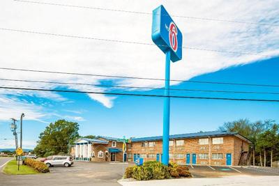 Motel 6 East Ridge