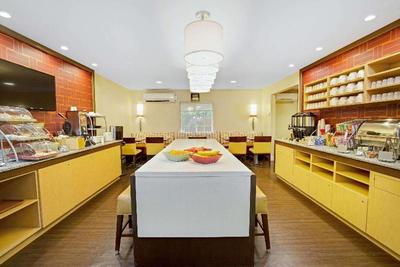 MainStay Suites Cincinnati Blue Ash