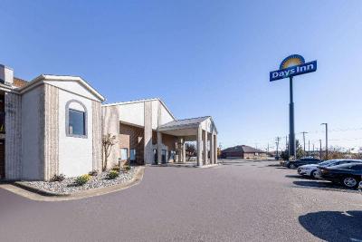 Days Inn by Wyndham Mooresville Lake Norman