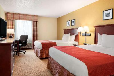 Country Inn & Suites by Radisson,Cedar Rapids Airp