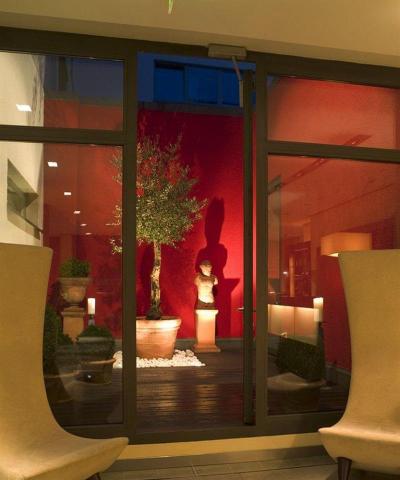 Hotel Santo Cologne