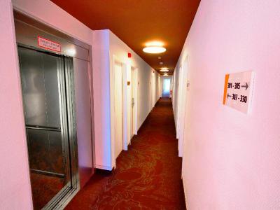 B&B Hotel Köln-West