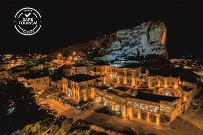 Fresco Cave Suites & Mansions
