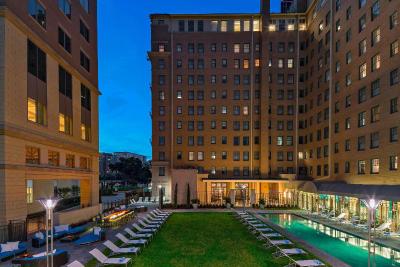 Le Méridien Dallas, The Stoneleigh