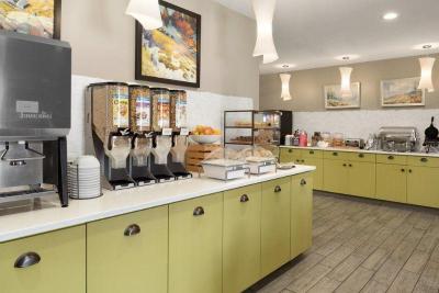 Country Inn & Suites Duluth-North