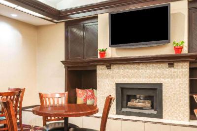 Hawthorn Suites By Wyndham Dayton North